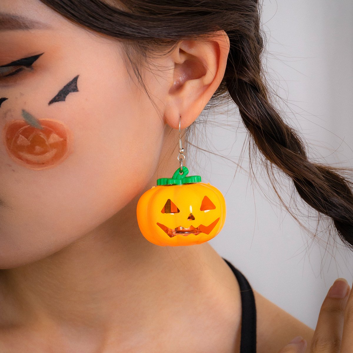 Jewelry Halloween Creative Pumpkin Lantern Earrings Fashion Easter LED Light Earrings Female