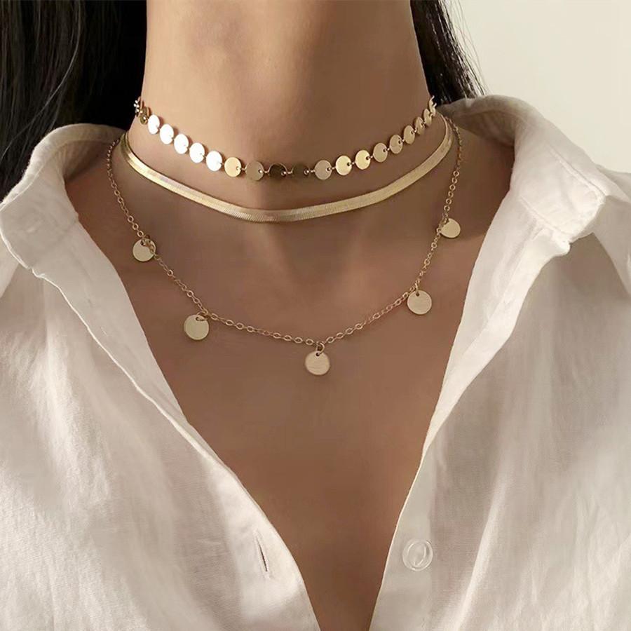 Jewelry catwalk geometric thin chain clavicle chain retro simple disc pendant set necklace