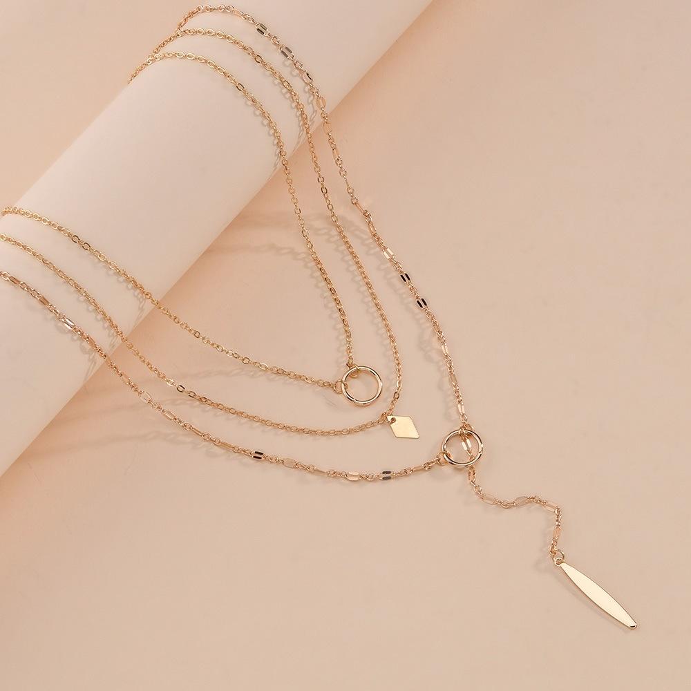 Round iron ring iron sheet pendant multi-layer necklace fashion temperament necklace collarbone chain ladies jewelry