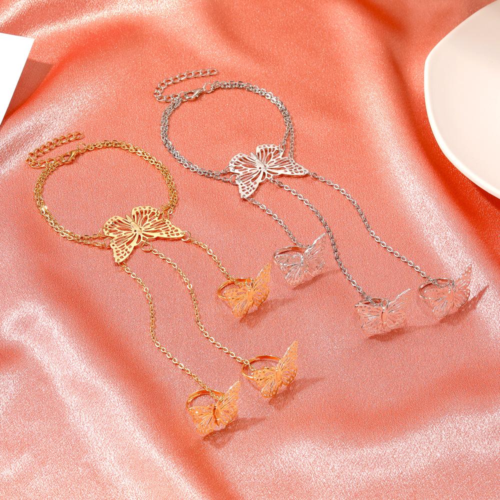 Personalized sweet hollow butterfly finger bracelet ins fashion ring bracelet integrated chain accessories