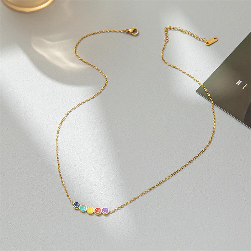 Small and colorful mini smiley necklace women's titanium steel cute rainbow smiley face does not fade high-end niche