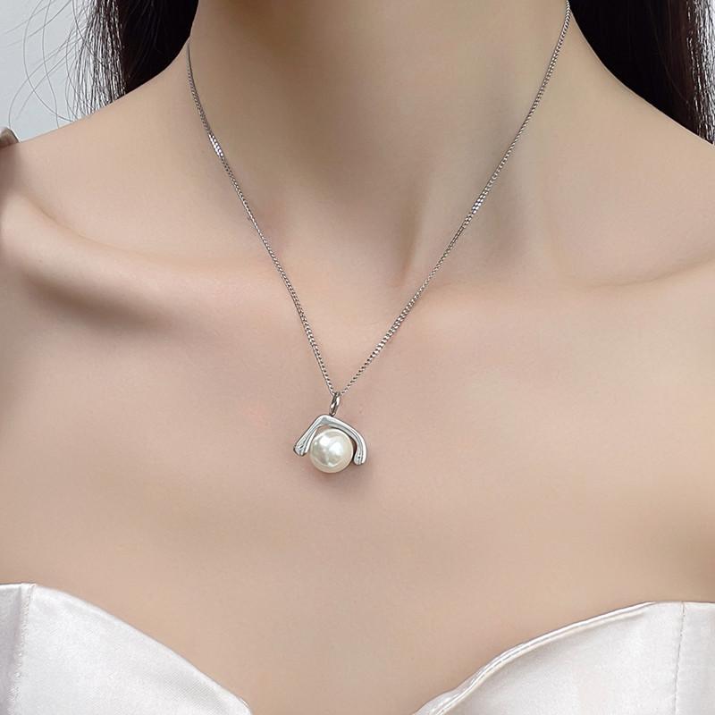 Pearl U-shaped necklace female niche design sense stainless steel temperament ins irregular retro fashion clavicle chain
