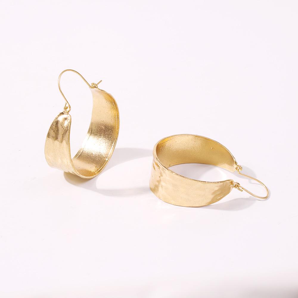 E967 Minority Design Metal Earrings Creative Fashion Versatile Alloy Large Circle Bright Earrings Earrings Women
