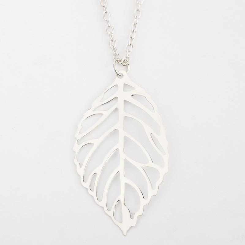 Retro Mori Metal Colorful Hollow Tree Leaf Necklace Simple and Versatile Clavicle Chain