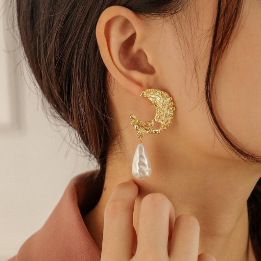 Earrings fashion French Baroque drop-shaped pearl earrings temperament bumpy moon earrings for women