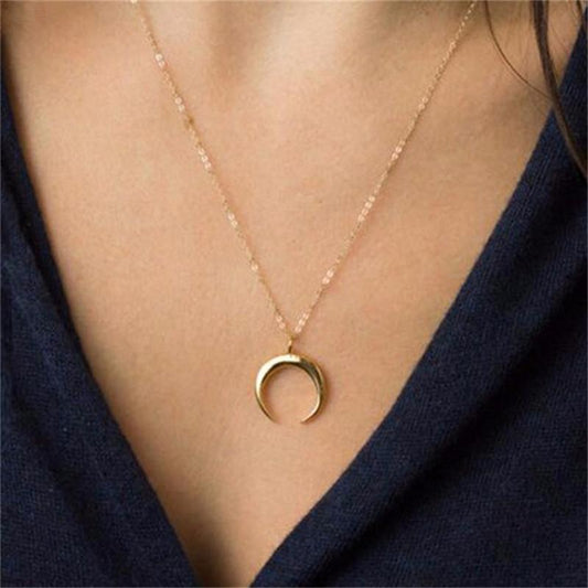 Jewelry Moon Necklace Women's Clavicle Chain Electroplated Gold Silver Crescent Pendant