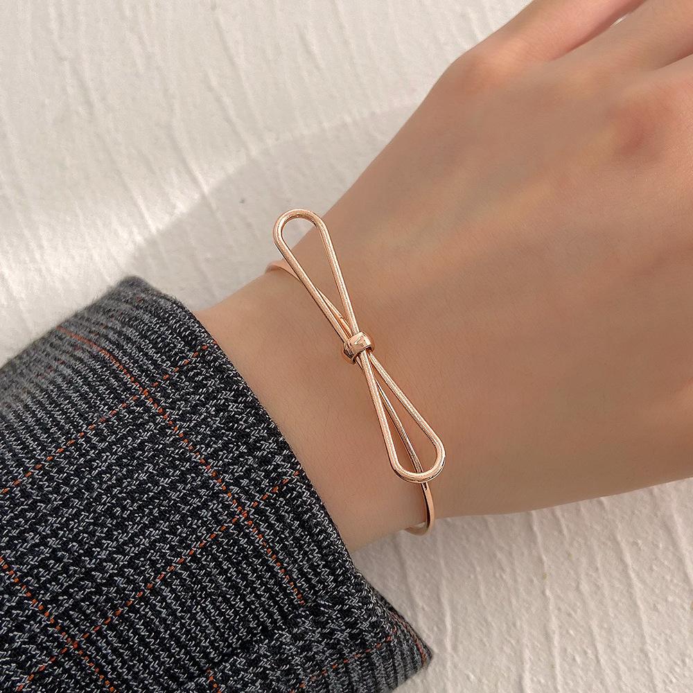 ins simple hollow bow bracelet female fashion temperament niche design metal geometric opening bracelet