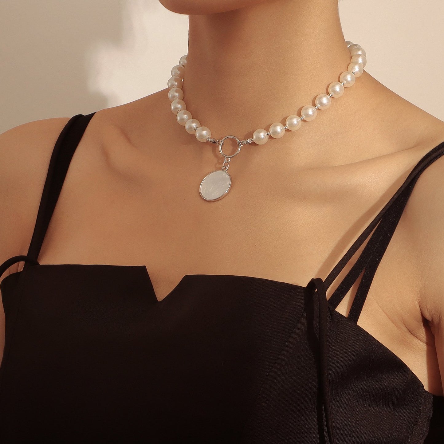 Jewelry ins mix and match shell bead beaded necklace round white mother-of-pearl pendant necklace female Choker