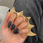 Gothic exaggerated bat boxing claw ring fashion creative niche design knuckle boxing hand grabber