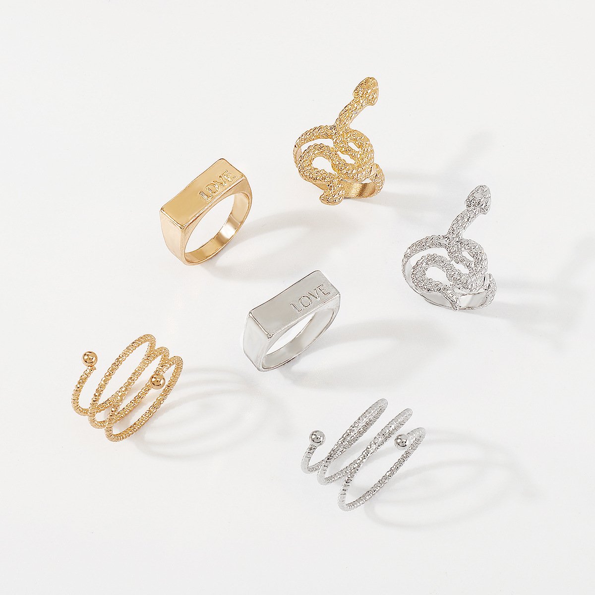 R797 jewelry personality snake-shaped LOVE exaggerated ring circle lettering simple metal ring