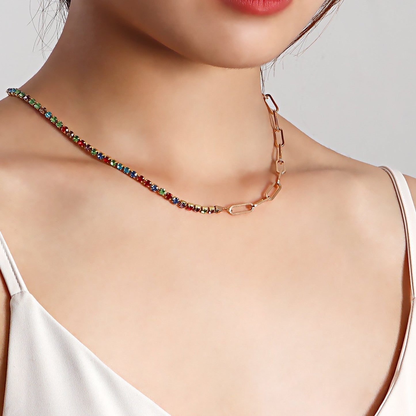 Jewelry claw chain micro-inlaid colored diamond necklace necklace female wild ins niche design hot girl necklace