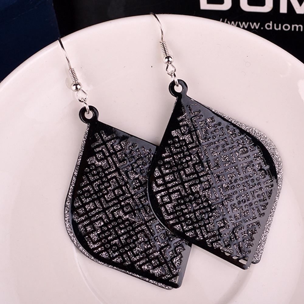 Supply boutique ear jewelry Hollow Chinese earrings multi-layer alloy frosted earrings