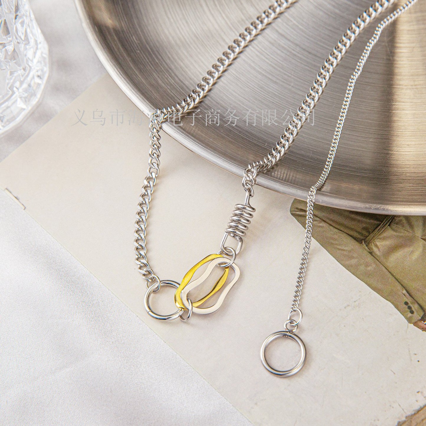 Ins cold geometric multi-layer clavicle chain titanium steel vacuum plated 18k real gold niche necklace female