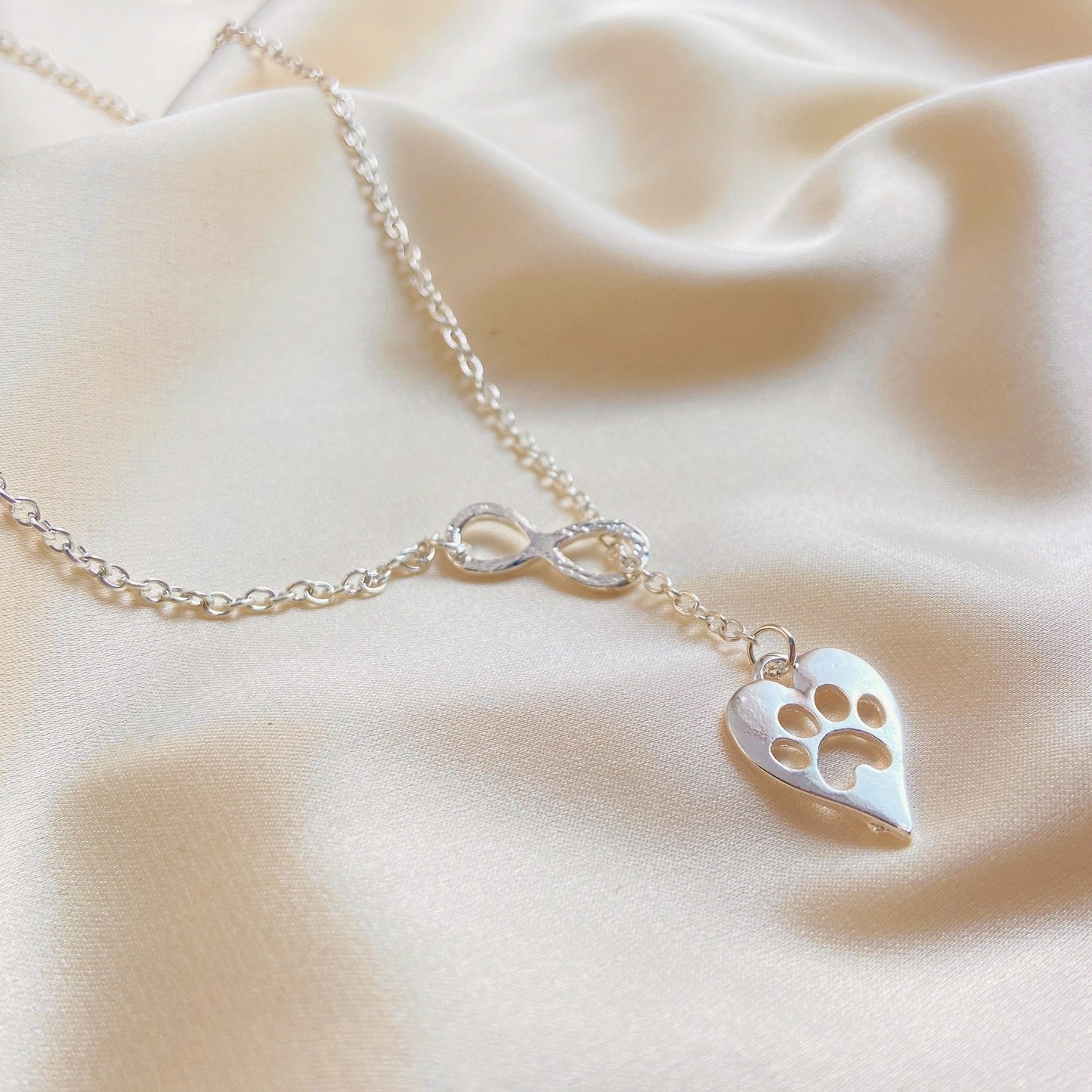 Simple Fashion Heart Tassel Pendant Necklace Bowknot Dog Paw Pendant Ladies Jewelry