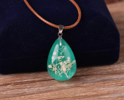 Fashion Transparent Water Drop Dried Flower Necklace Luminous Crystal Pendant Luminous Clavicle Chain Jewelry