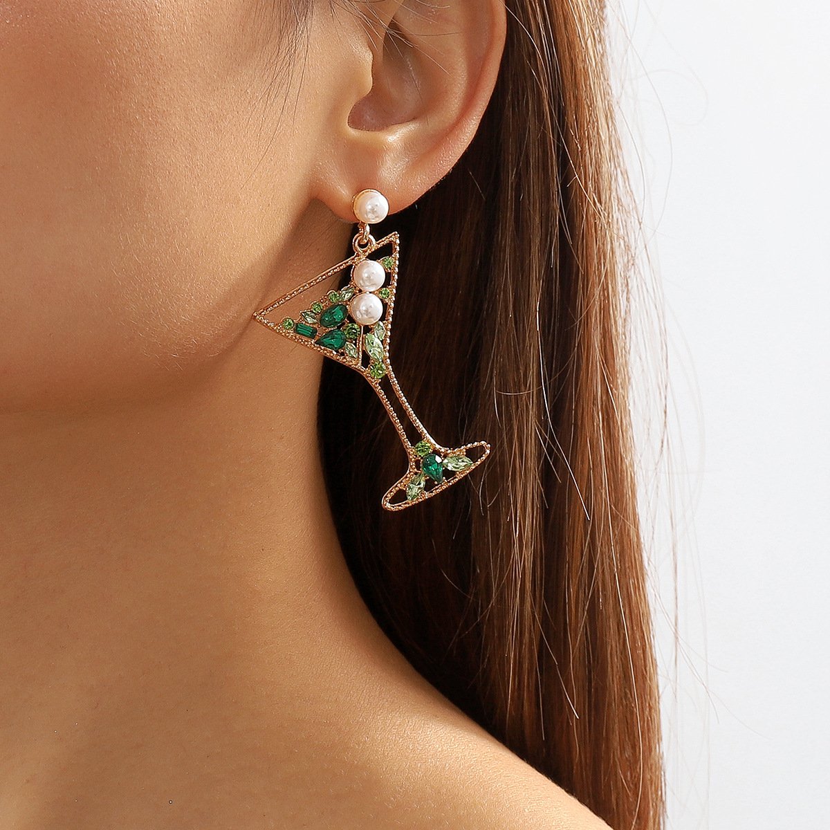 E9513 Fashion Personality Trend Goblet Stud Earrings Creative Design Geometric Diamond Earrings