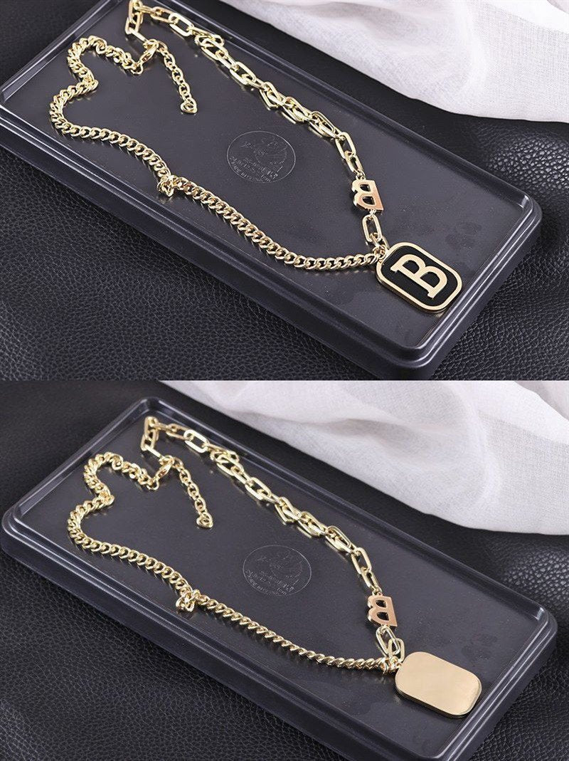 B letter necklace thick chain B font sweater chain 21 years niche design hip-hop black brand