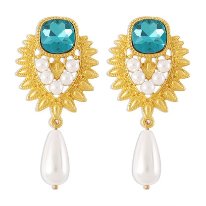 E1193 French retro high-end sense pearl earrings retro elegant niche personality geometric middle-aged earrings