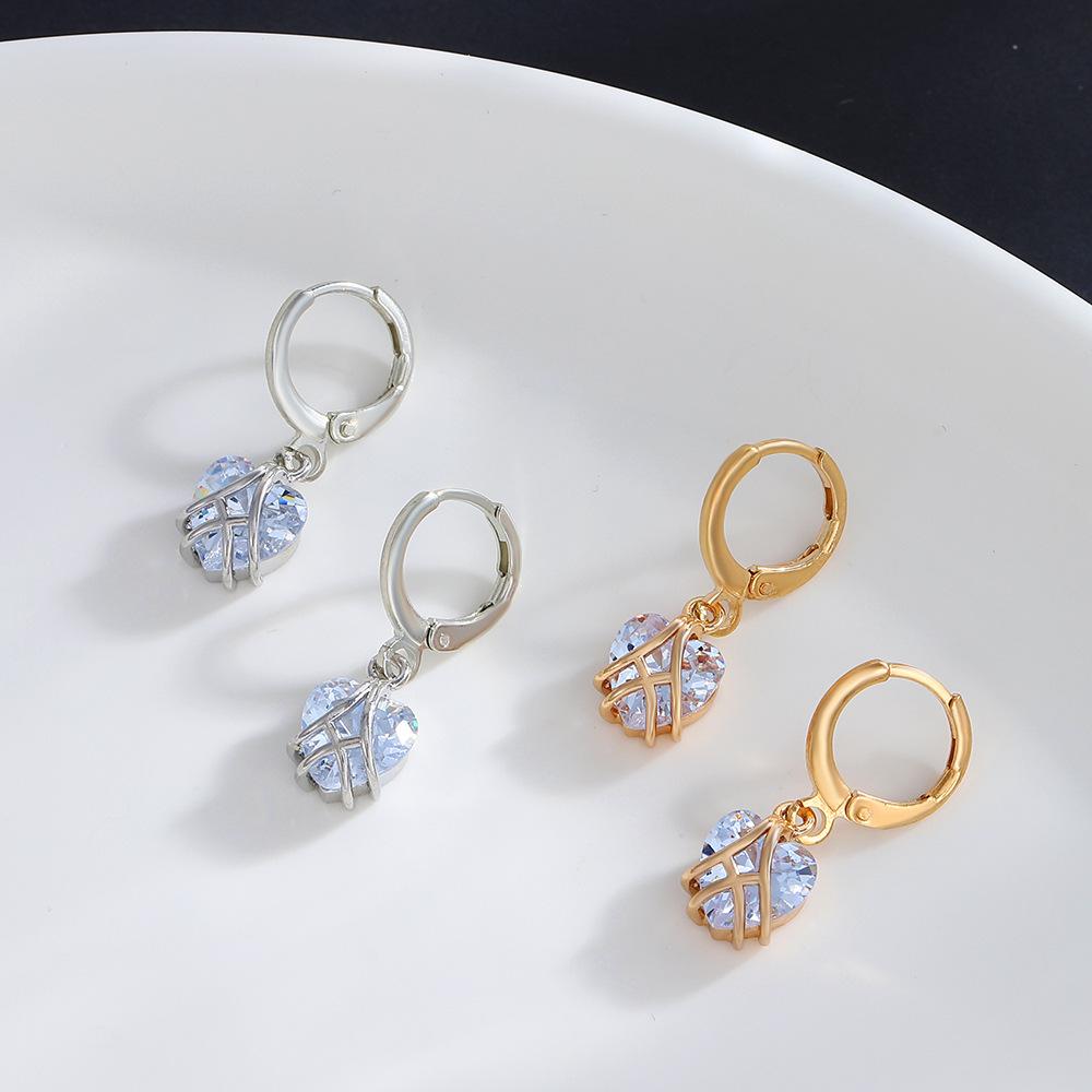Ins Barbie Zircon Heart Earrings Fashion Light Luxury Personality Winding Peach Heart Earrings Earrings Girlfriend Gift