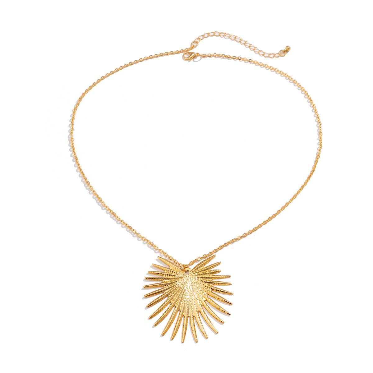 Jewelry Personality Exaggerated Metal Peach Heart Pendant Necklace Women's Fashion Niche Geometric Chain Necklace