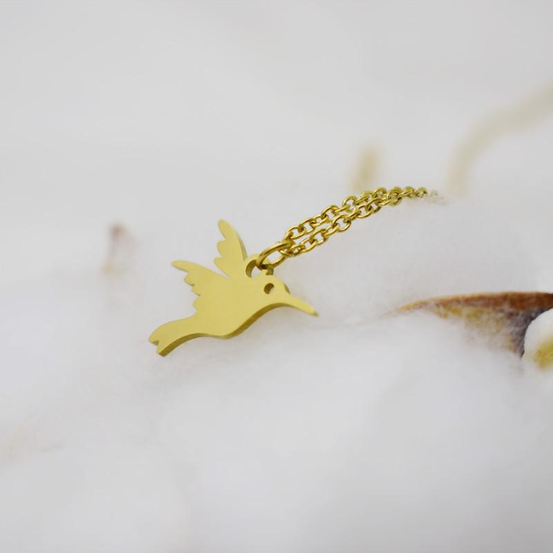 Simple and versatile cute animal little swallow pendant necklace clavicle chain necklace