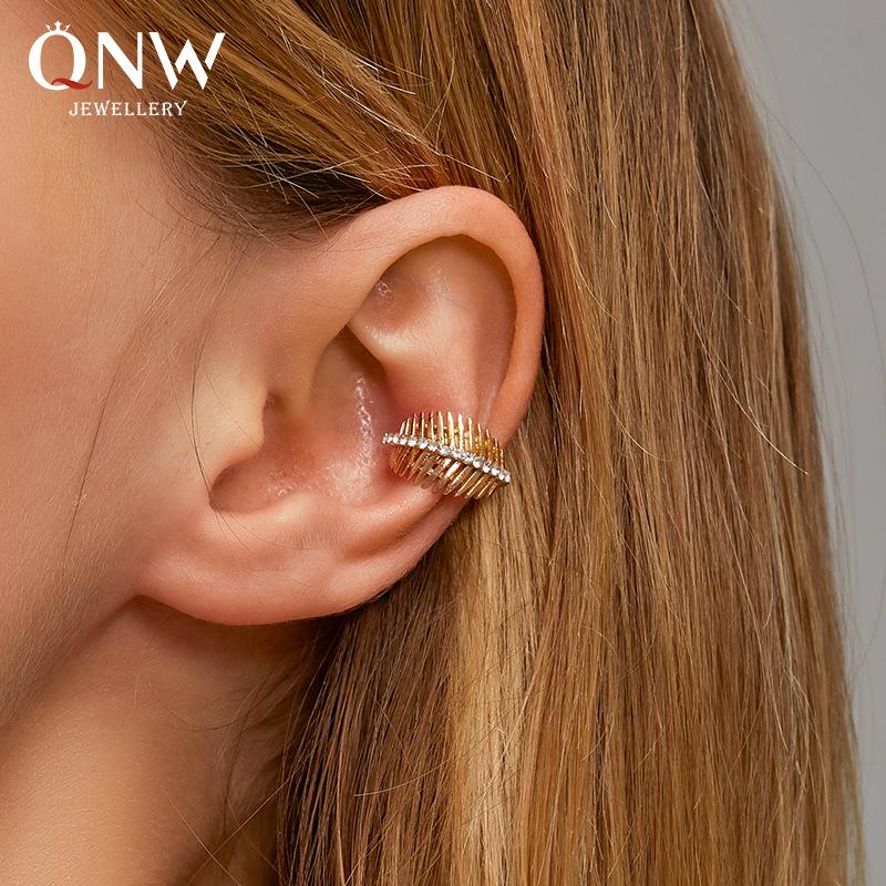 Earrings retro diamond-studded leaf ear clip creative iron tree ear bone clip personality street shooting single earring