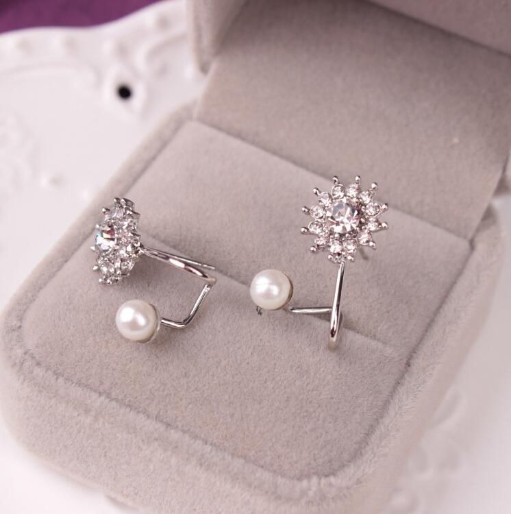 Fashion and exquisite diamond snowflake earrings sweet pearl earrings ear clip ear buckle ear jewelry