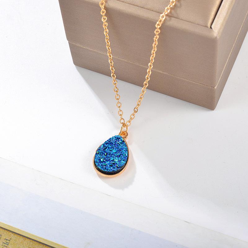 Creative Necklace Simple Water Drop Pendant Fashion Sweet Crystal Necklace