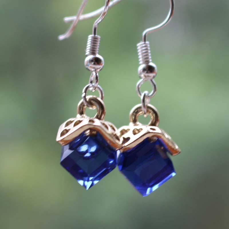 Rhinestone drop earrings 3-color high transparent crystal glass gift direct supply w