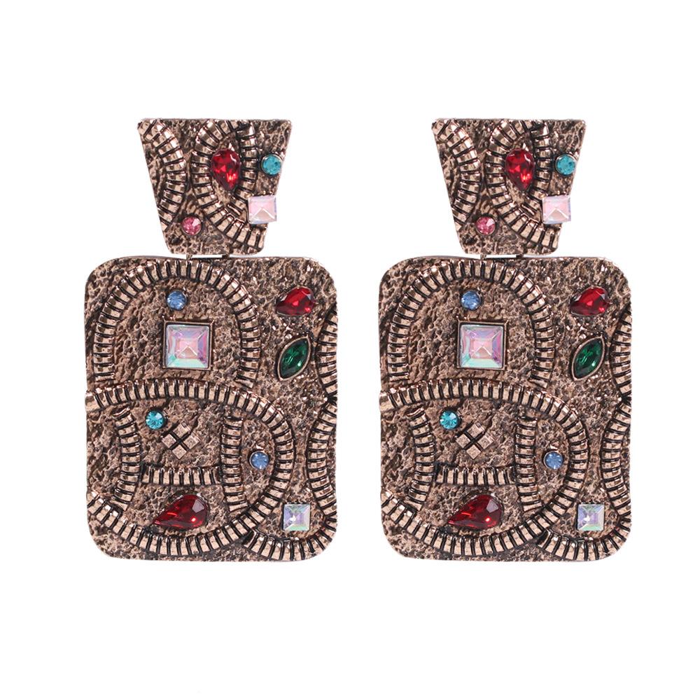 E7479 Magnesium Bottle Shape Creative Earrings Luxury European Court Retro Fashion Earrings Earrings
