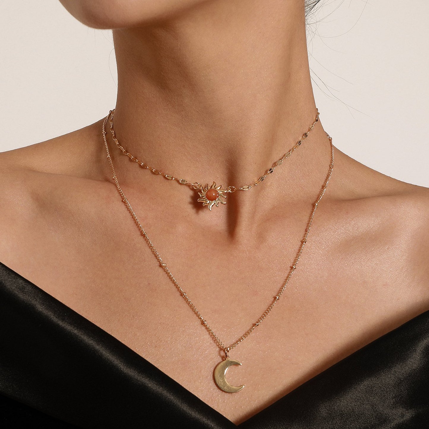 Jewelry Jewelry Sunflower Crescent Pendant Necklace Ladies Temperament Fashion Double Bead Necklace