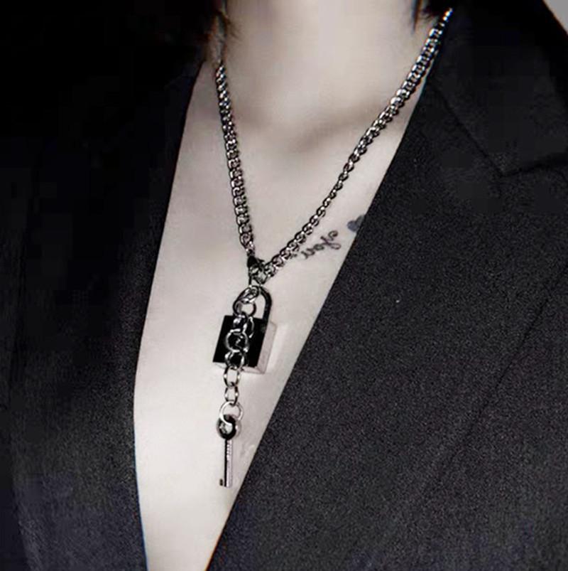 Dongdaemun same style lock necklace for men and women exaggerated INS gold lock necklace for women
