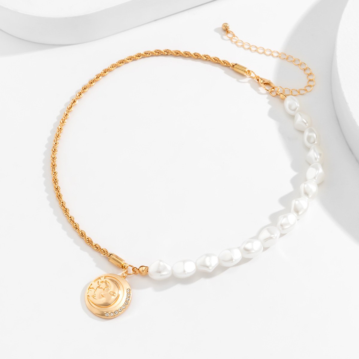 Jewelry Retro Niche Pearl Stitching Clavicle Chain Diamond Star Moon Pendant Twist Chain Necklace