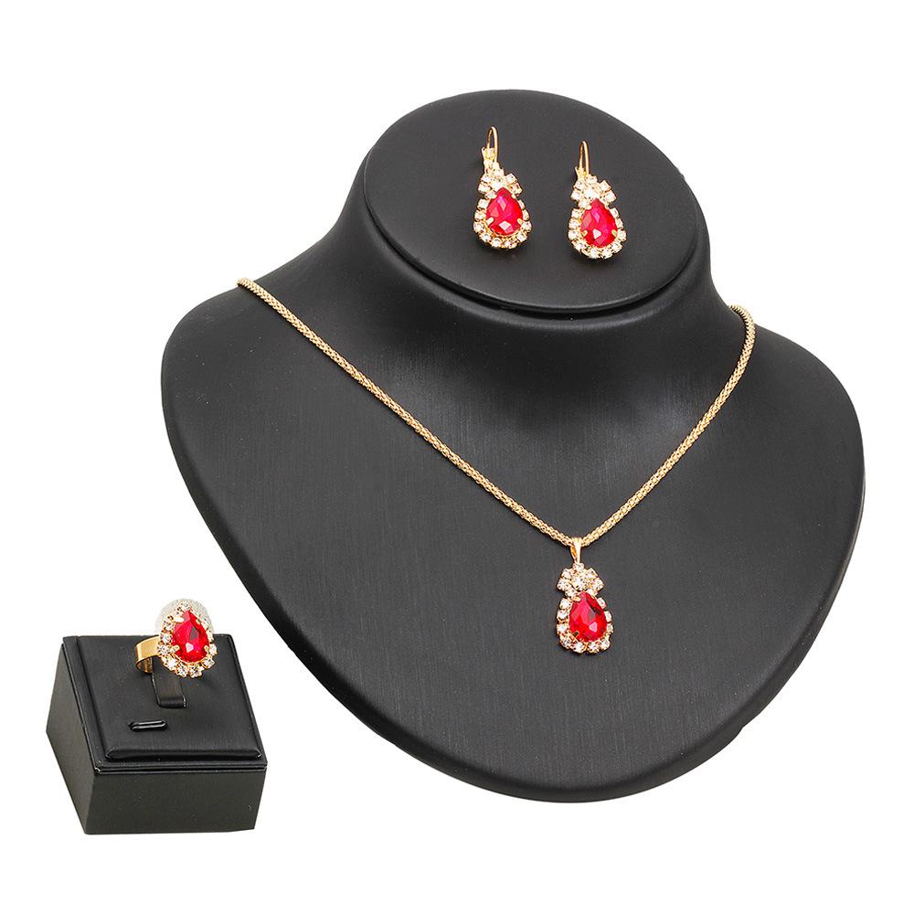 Diamond-encrusted Gold Drop Earrings Necklace Ring Three-Piece Set Multicolor Set