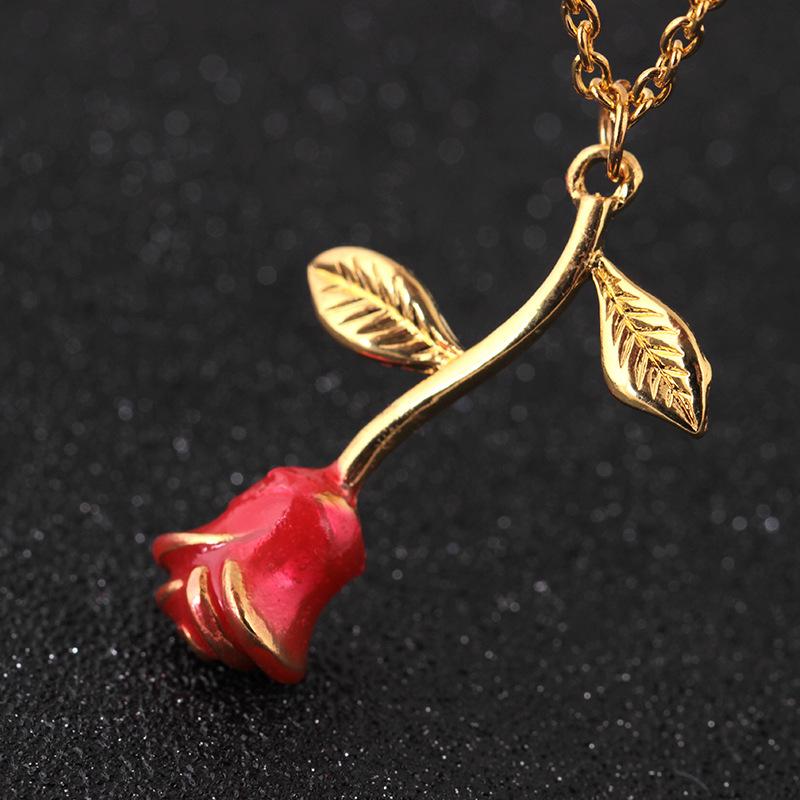 Red Rose Pendant Necklace Female Cute Plant Flower Clavicle Chain Jewelry