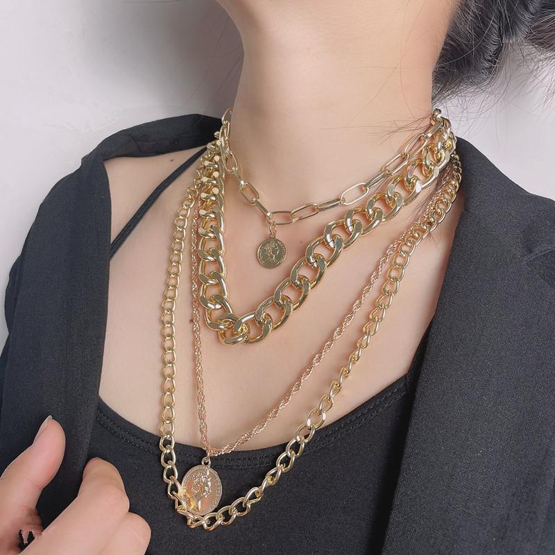 Jewelry Creative Embossed Queen Image Pendant Necklace Vintage Twist Chain Multilayer Necklace