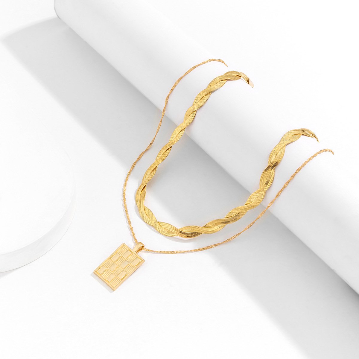 Jewelry Hip Hop Retro Snake Bone Chain Necklace Female Cold Checkerboard Metal Tag Necklace