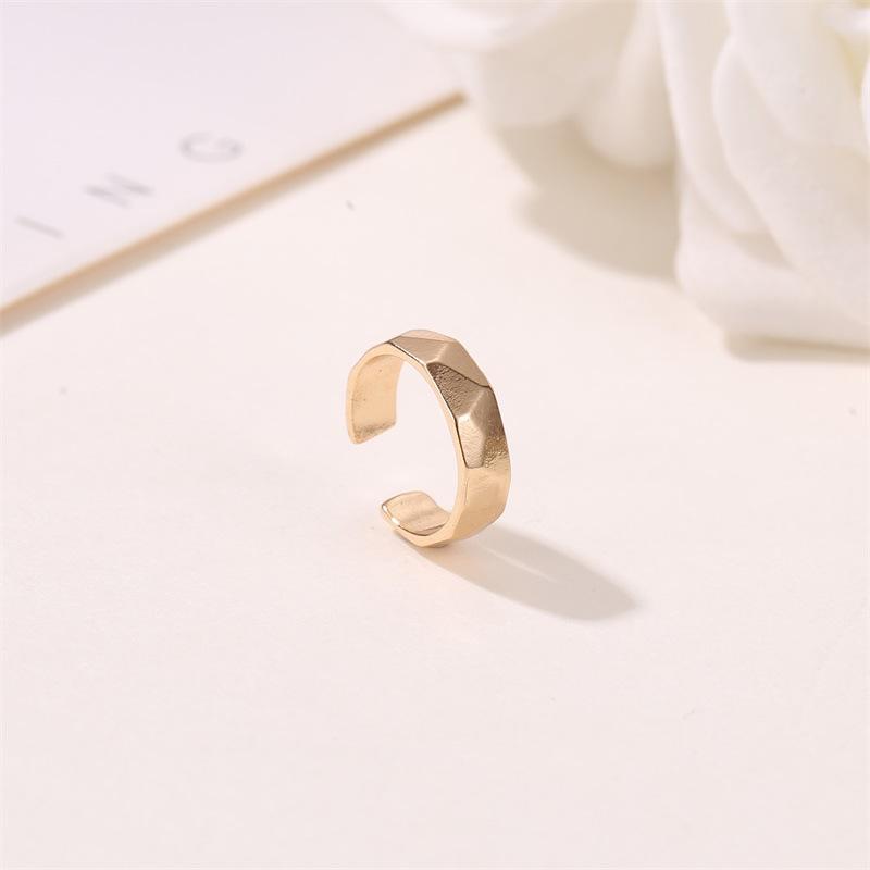 Simple ear clip personality U-shaped three-dimensional male and female single ear bone clip without ear piercing earrings