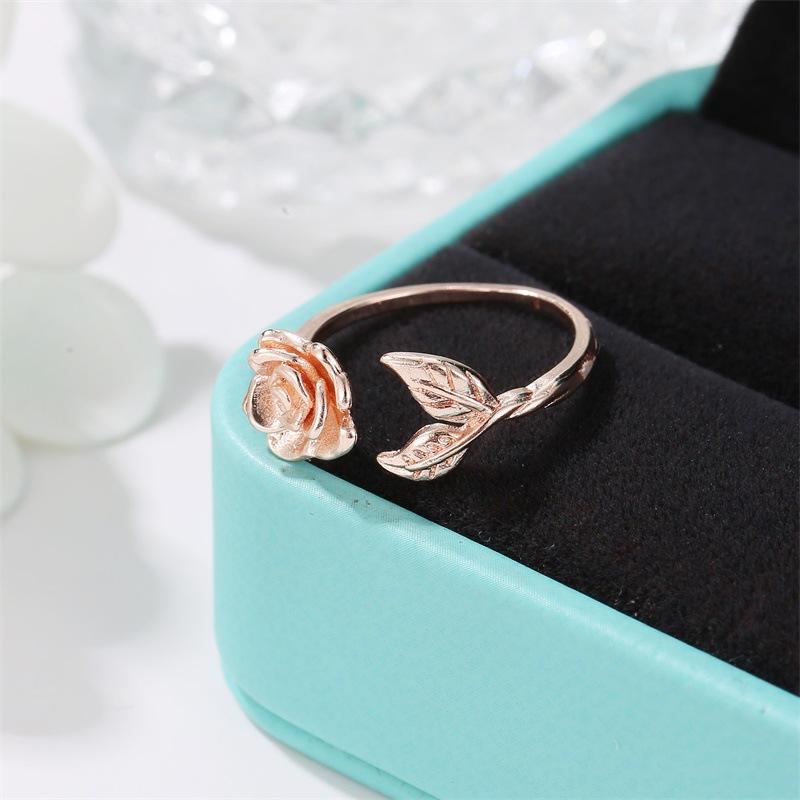 Ring Vintage Rose Flower Women's Ring Personality Versatile Hand Jewelry Valentine's Day Gift