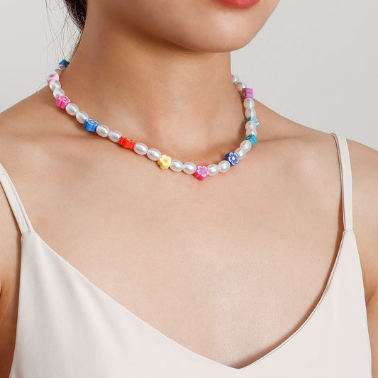 Jewelry acrylic pearl creative simple ladies necklace ins soft pottery flower pendant