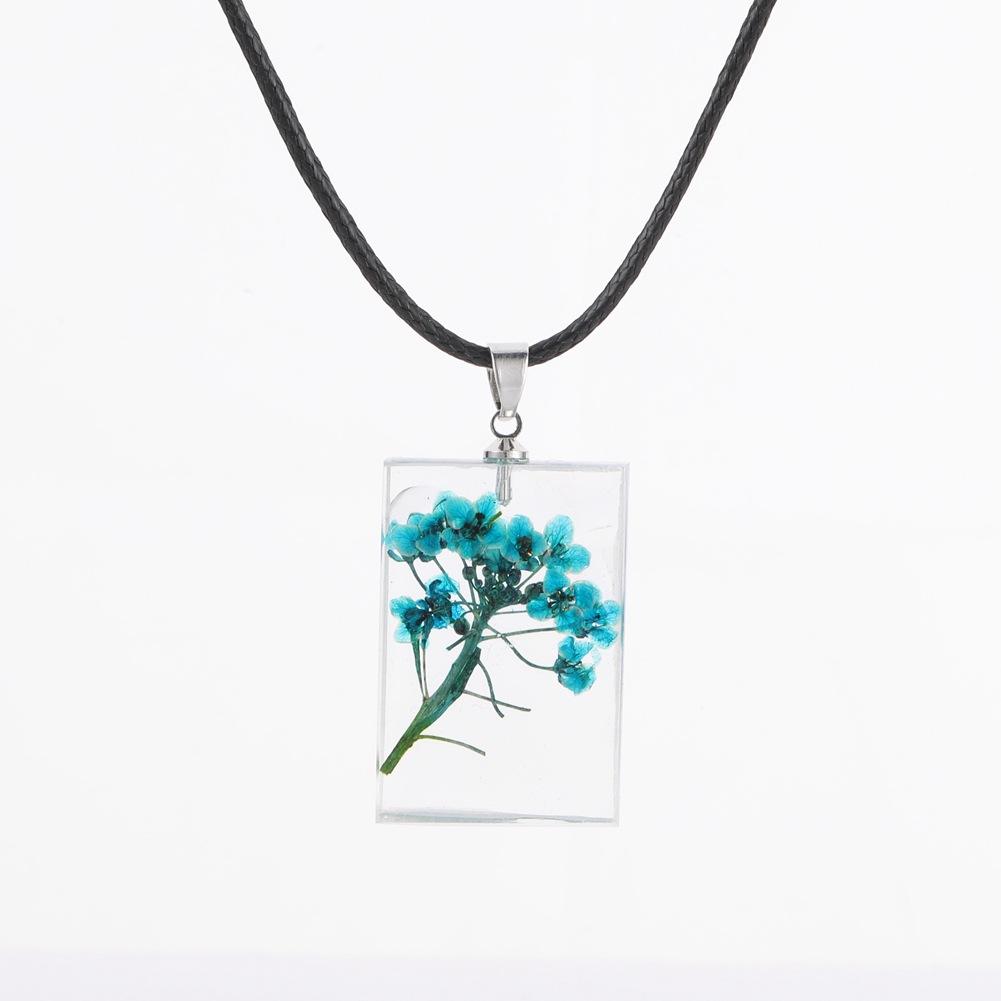 Fashion Simple Rectangle Resin Dried Flower Crystal Seagrass Necklace Necklace