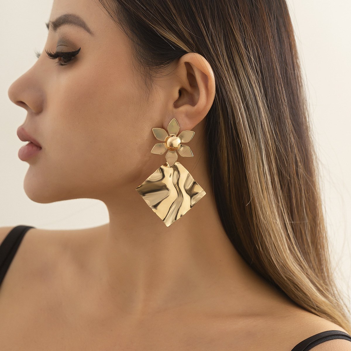 Jewelry cold folds irregular square exaggerated earrings niche geometric personality flower earrings