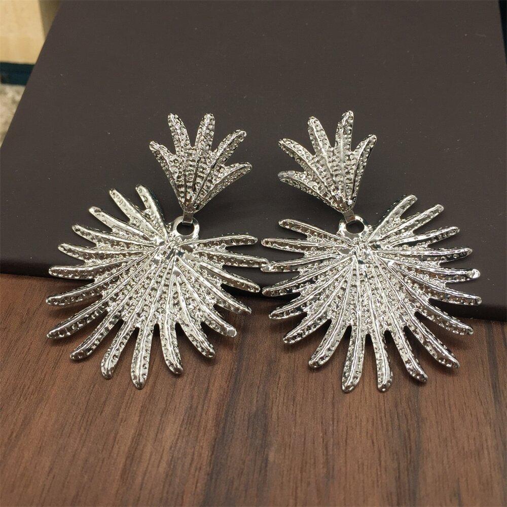 Summer exaggerated grid size leaf stud earrings shrimp skin earrings