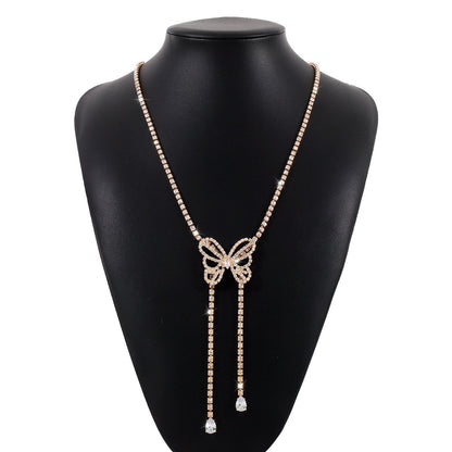 N182 Elegant Temperament Niche Retro Long Sweater Chain Butterfly Claw Chain Full Diamond Necklace for Lady