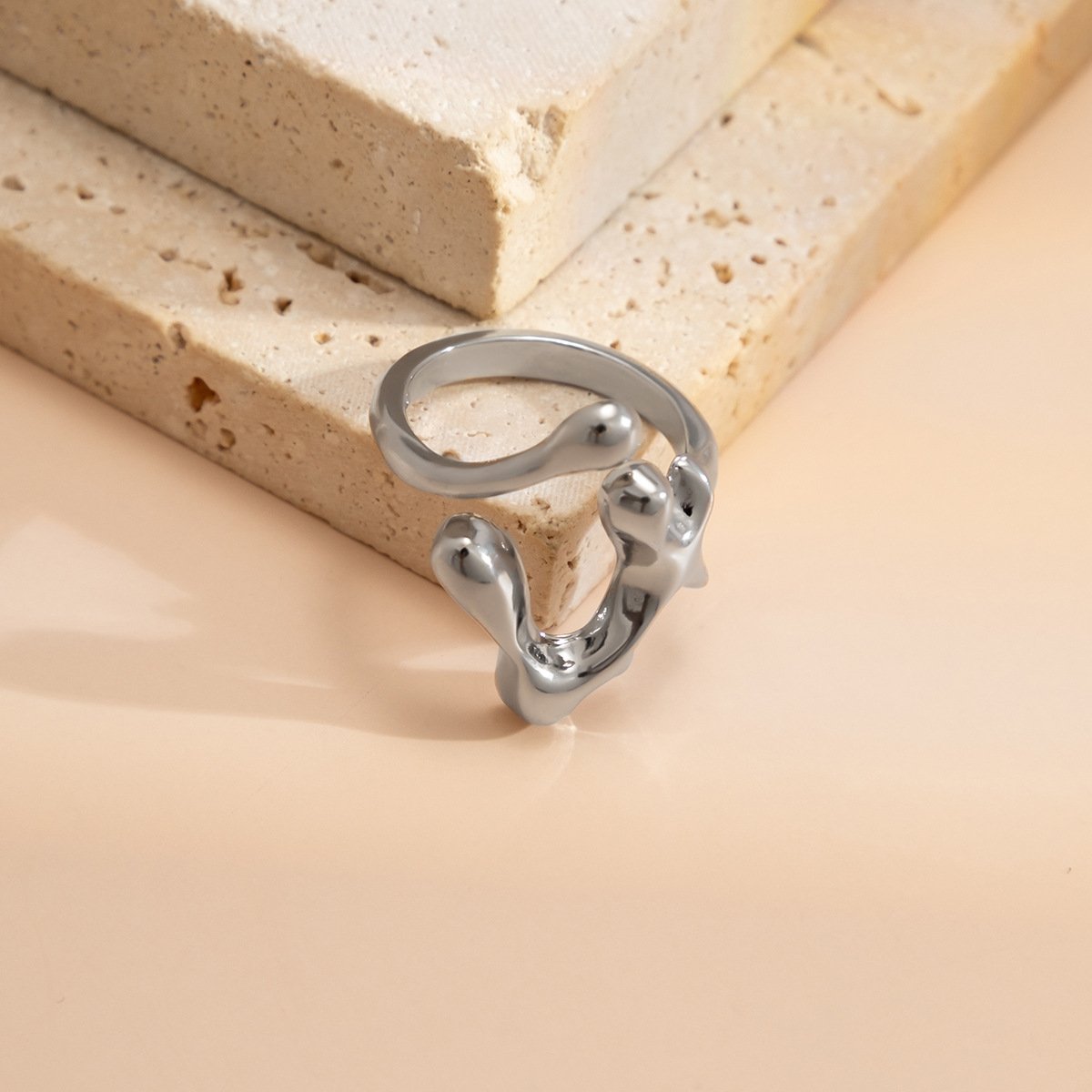 Jewelry hip-hop metal opening liquid ring female cold personality line geometric ring