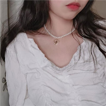 Fairy Retro Court Embossed Love Cross Necklace Pendant Pearl Necklace Clavicle Chain Necklace