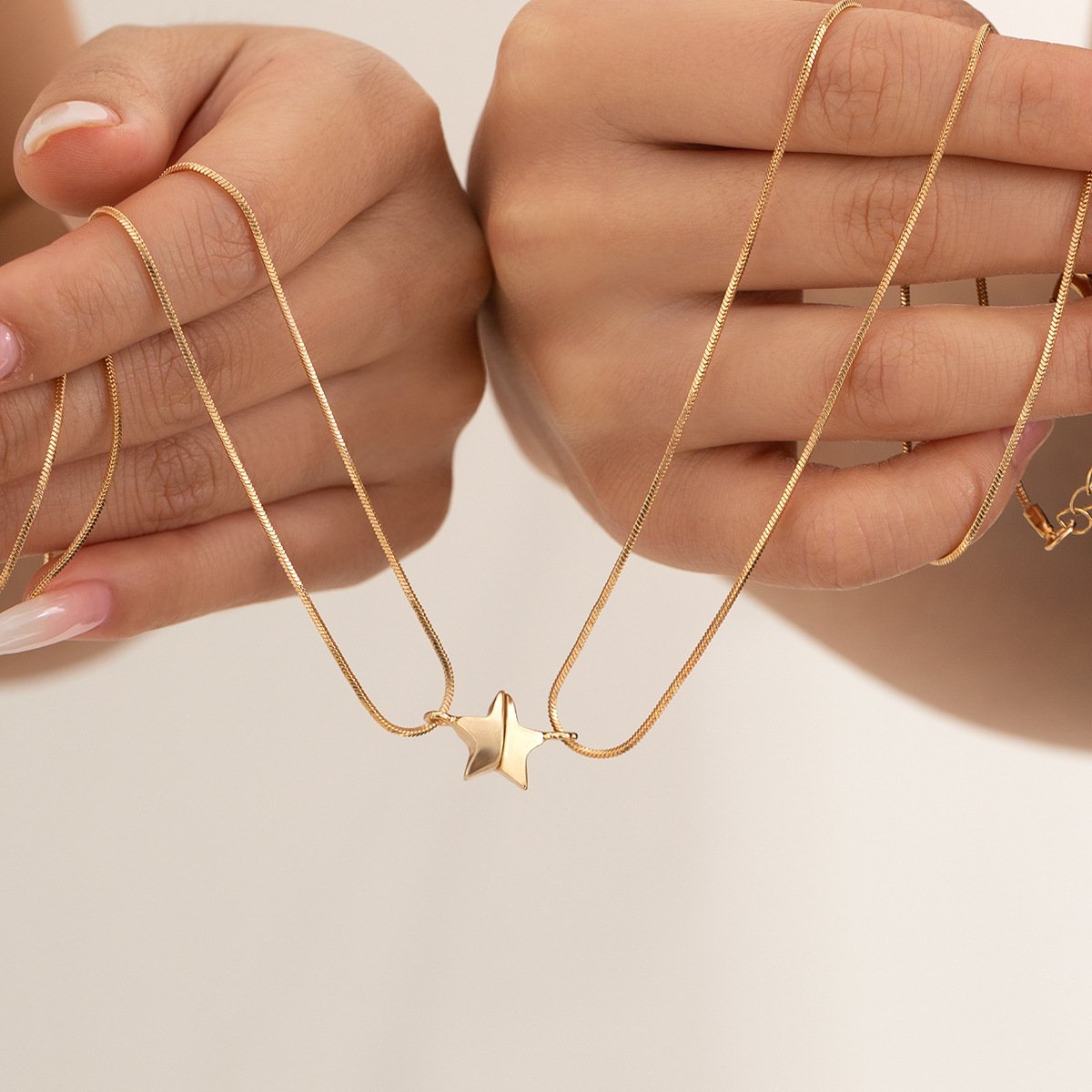 Jewelry Personality Snake Bone Chain Friendship Set Necklace Simple Magnetic Star Pendant Couple Necklace
