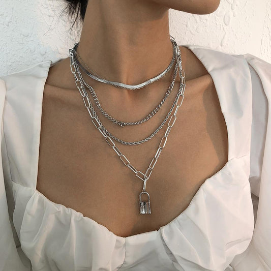 N915 Fashion Chain Necklace Personality Exaggerated Net Red Lock Pendant Necklace Street Shoot Punk Necklace Female