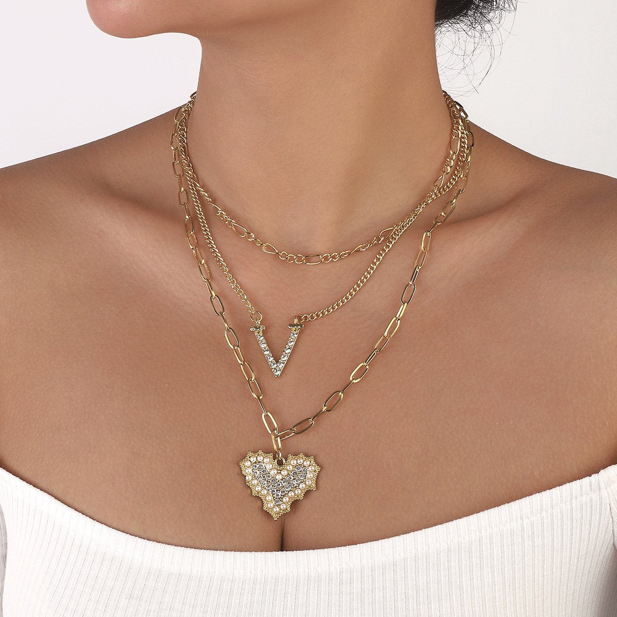 N1174 Exaggerated stacked geometric heart necklace imitation pearl rhinestone micro-inlaid V-shaped hip-hop punk necklace