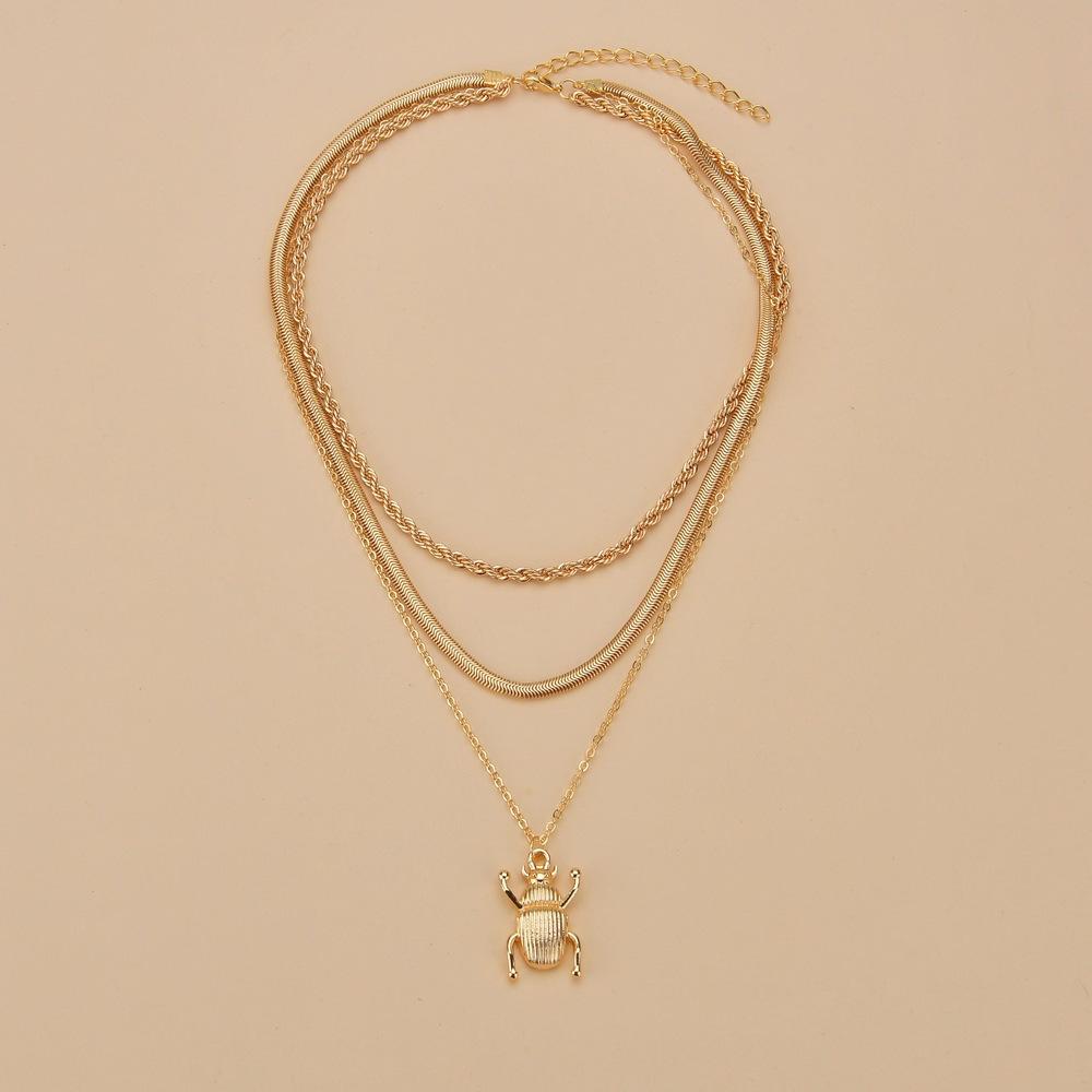 Retro Fashion Alloy Beetle Pendant Necklace Twist Snake Chain Multilayer Clavicle Chain Accessories
